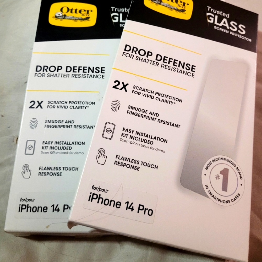 Otterbox screen protectors For iPhone 14 pro